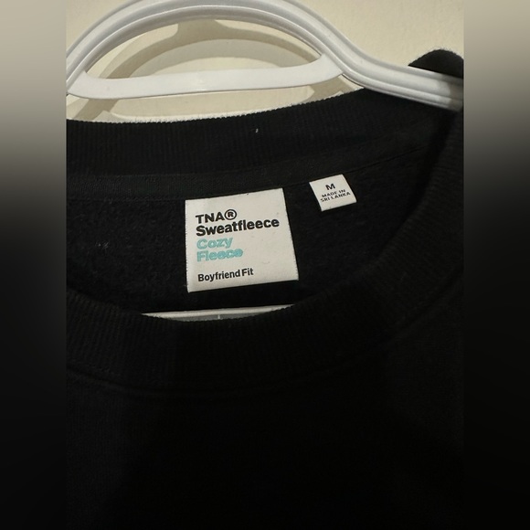 Aritzia TNA Cozy Fleece Boyfriend Boxy Crewneck Sweatshirt - Picture 2 of 6